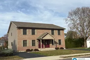 1057 Decatur St, Bethlehem, PA 18017 - Photo 2