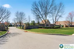 16 Kent Ln, Palmer Twp, PA 18045 - Photo 4