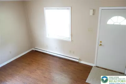 2754 Suzanne Way, Hanover Twp, PA 18109 - Photo 4