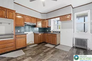 242 Center Ave, Jim Thorpe Boro, PA 18229 - Photo 8