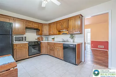 1069 Barnside Road, Lower Macungie Township, PA 18103 - Photo 12