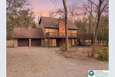 340 Bear Creek Lake Drive, Penn Forrest, PA 18229 - Photo 2