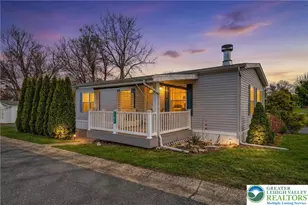 106 Comfort Ln, Allen Township, PA 18067 - Photo 2