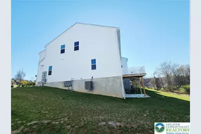 7699 Clayton Avenue, Upper Saucon Township, PA 18036 - Photo 4