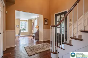 6145 Woodledge Dr, Upper Macungie Township, PA 18069 - Photo 10