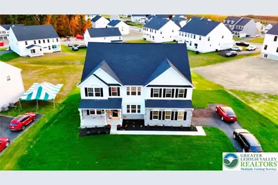 1526 Jays Run, Upper Macungie Township, PA 18051 - Photo 2