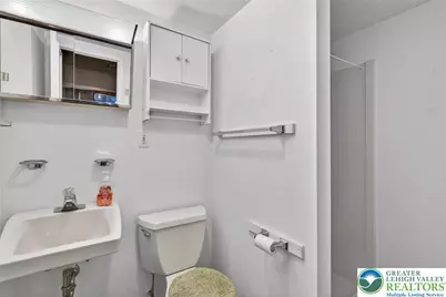 811 Hawthorne Lane, Plainfield Township, PA 18072 - Photo 58