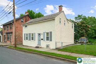 533 Main St, Freemansburg, PA 18017 - Photo 1