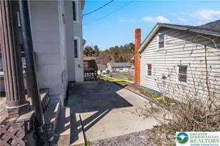 2367 E Lizard Creek Rd, East Penn Twp, PA 18235 - Photo 8