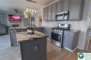 2305 Sheffield Dr, Forks Twp, PA 18040 - Photo 6