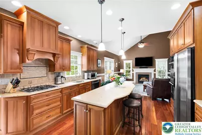 4634 Ashley Lane, Hanover Twp, PA 18017 - Photo 14