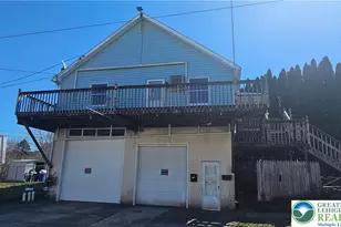 2312 4th St, Wilson, PA 18042 - Photo 2