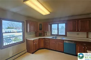 2312 4th St, Wilson, PA 18042 - Photo 20