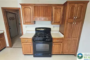 2312 4th St, Wilson, PA 18042 - Photo 18