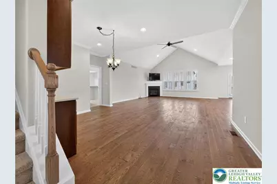 4109 Eveningstar Road, Emmaus Boro, PA 18049 - Photo 4