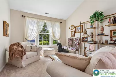 2141 Four Seasons Boulevard, Lower Macungie Township, PA 18062 - Photo 4