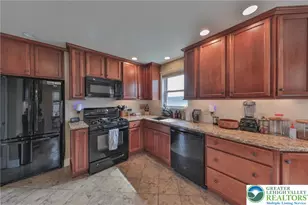 329 S 22nd St, Allentown City, PA 18104 - Photo 12