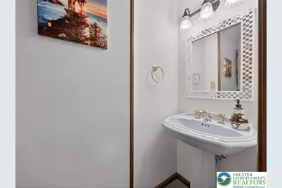 454 Spruce Lane, Lower Nazareth Twp, PA 18064 - Photo 6