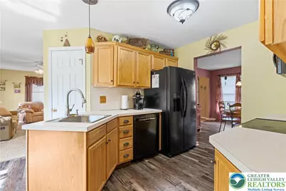 2652 Thistle Road, Lower Macungie Township, PA 18062 - Photo 20