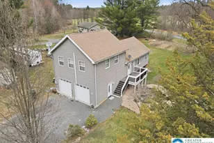 1544 County Park Rd, Chestnuthill Twp, PA 18331 - Photo 6