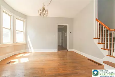 1827 Washington Boulevard, Wilson, PA 18042 - Photo 4