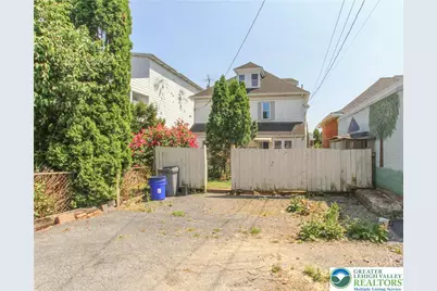 1827 Washington Boulevard, Wilson, PA 18042 - Photo 16