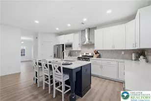 4929 Farrcroft Dr, Plainfield Township, PA 18078 - Photo 6