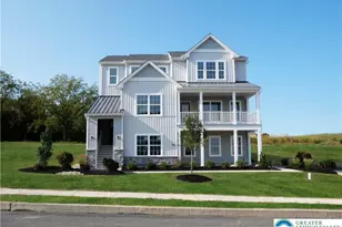 4929 Farrcroft Dr, Plainfield Township, PA 18078 - Photo 1