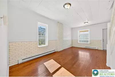 739 N Hazel Street, Allentown City, PA 18102 - Photo 4