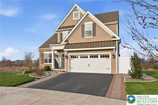 3505 Swabia Ct, Lower Macungie Township, PA 18062 - Photo 4