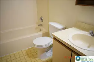 1648 Angela Dr, Bethlehem City, PA 18017 - Photo 14