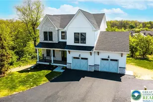 4740 Hillcrest Ln, Whitehall Township, PA 18052 - Photo 4
