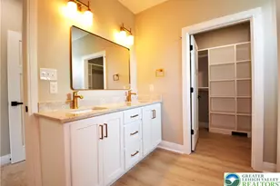 4740 Hillcrest Ln, Whitehall Township, PA 18052 - Photo 20