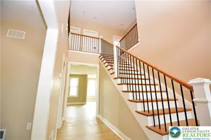 4740 Hillcrest Ln, Whitehall Township, PA 18052 - Photo 6