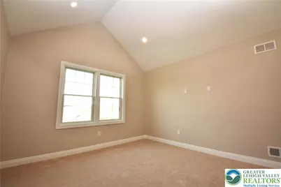 4740 Hillcrest Lane, Whitehall Township, PA 18052 - Photo 18