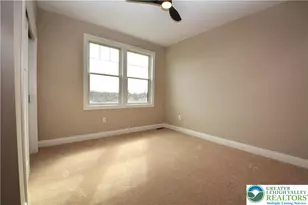 4740 Hillcrest Ln, Whitehall Township, PA 18052 - Photo 26