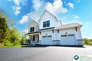 4740 Hillcrest Ln, Whitehall Township, PA 18052 - Photo 2
