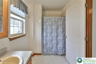 1927 Vintage Rd, Bethlehem Township, PA 18045 - Photo 40