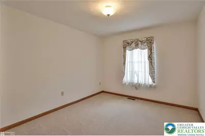 1927 Vintage Road, Bethlehem Township, PA 18045 - Photo 12