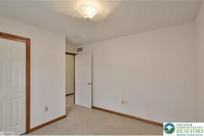 1927 Vintage Road, Bethlehem Township, PA 18045 - Photo 32