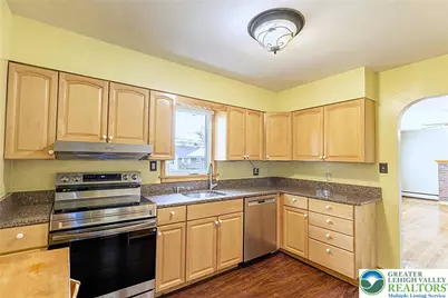 345 8th Avenue, Bethlehem City, PA 18018 - Photo 4