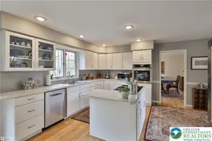 3277 Marchant Dr, Bethlehem, PA 18017 - Photo 12