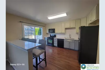 4176 Bunker Hill Drive S, Upper Saucon Township, PA 18036 - Photo 4