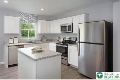 109 Shiloh Road #J3, West Brunswick Twp, PA 17961 - Photo 6