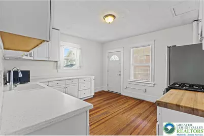 726 Pembroke Road, Bethlehem, PA 18018 - Photo 8