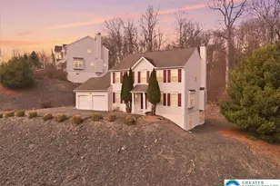 706 Franklin Ct, Middle Smithfield, PA 18302 - Photo 2