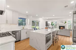 7496 Skytop Ct, Lowhill Township, PA 18069 - Photo 12