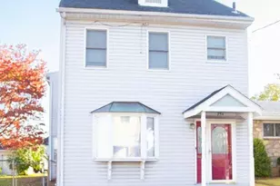 254 W Nesquehoning St, Easton, PA 18042 - Photo 2