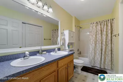 7235 Blushingwood Grove, Stroud Twp, PA 18301 - Photo 32