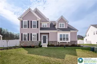 70 Kate Ct, Williams Township, PA 18042 - Photo 2